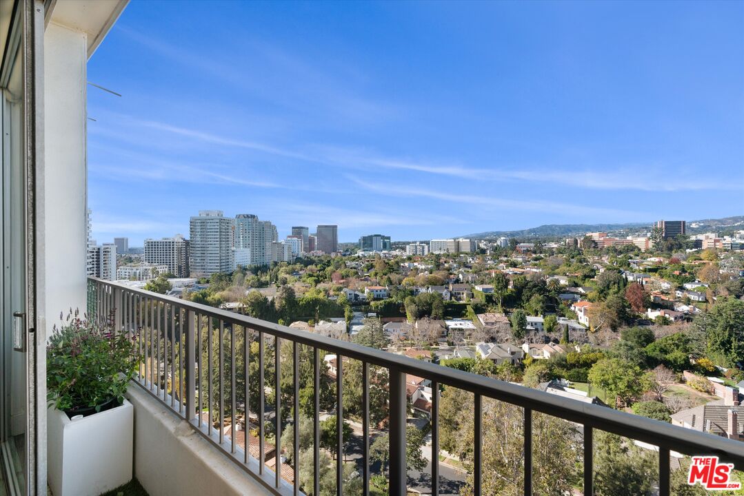 10501 Wilshire Blvd Unit: 1811