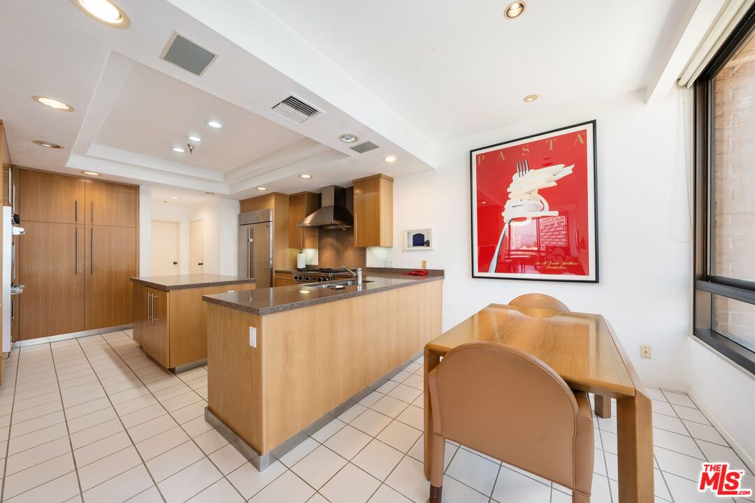 10430 Wilshire Blvd Unit: 802