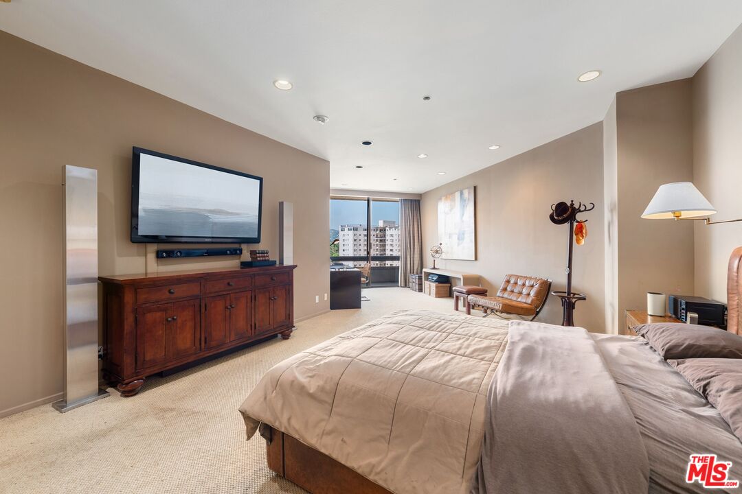 10430 Wilshire Blvd Unit: 802