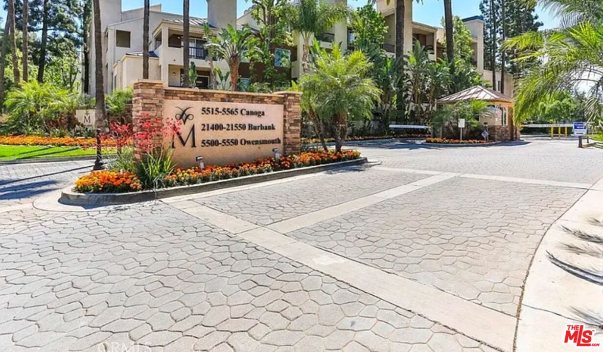 5510 Owensmouth Ave Unit: 313