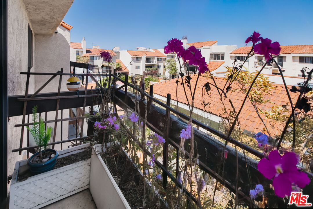 8180 Manitoba St Unit: 354