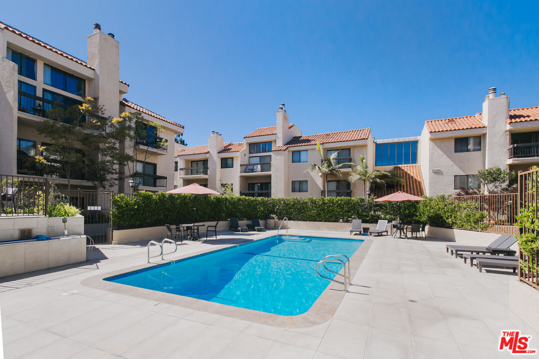 8180 Manitoba St Unit: 354