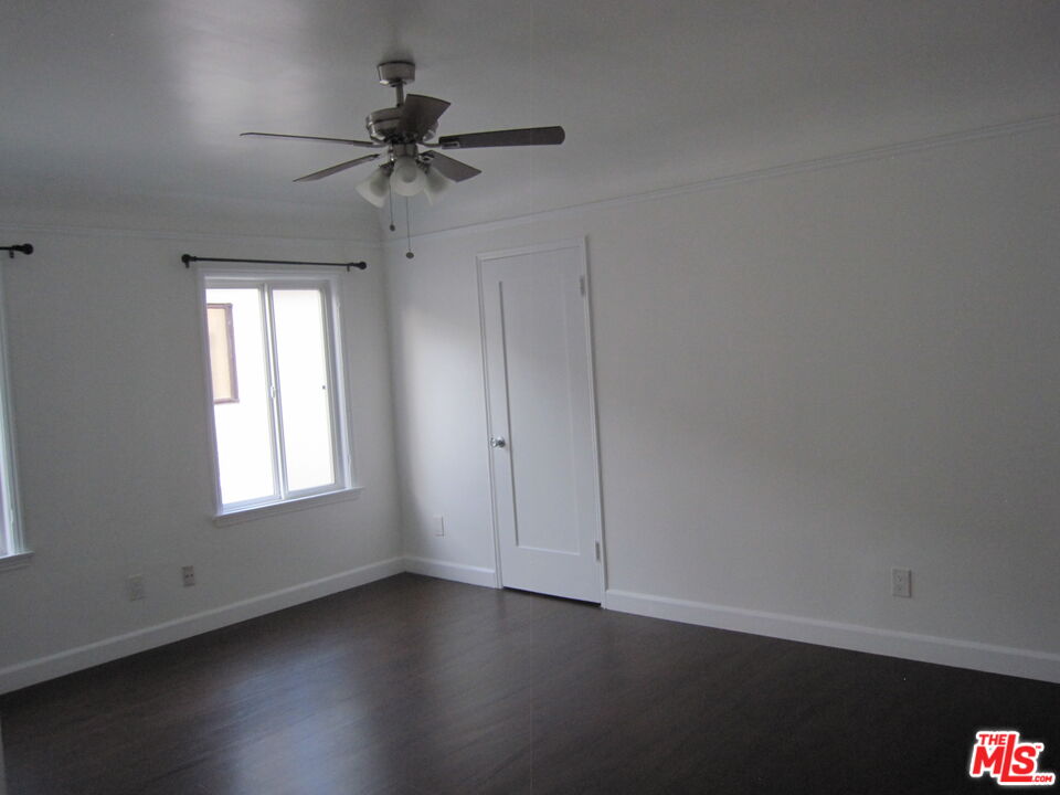 1047 S Wooster St Unit: 2