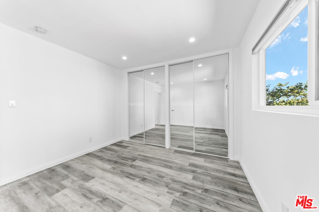 646 Tularosa Dr Unit: 4