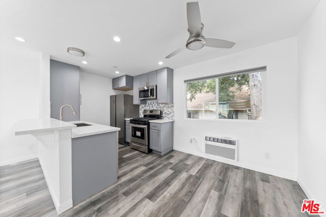 646 Tularosa Dr Unit: 4