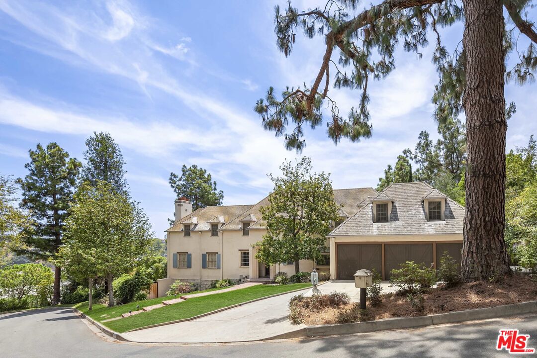 1280 Monte Cielo Dr