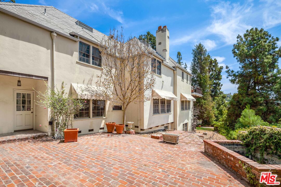 1280 Monte Cielo Dr