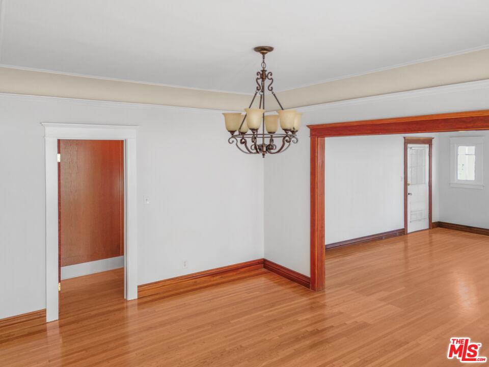 1944 Argyle Ave Unit: 4