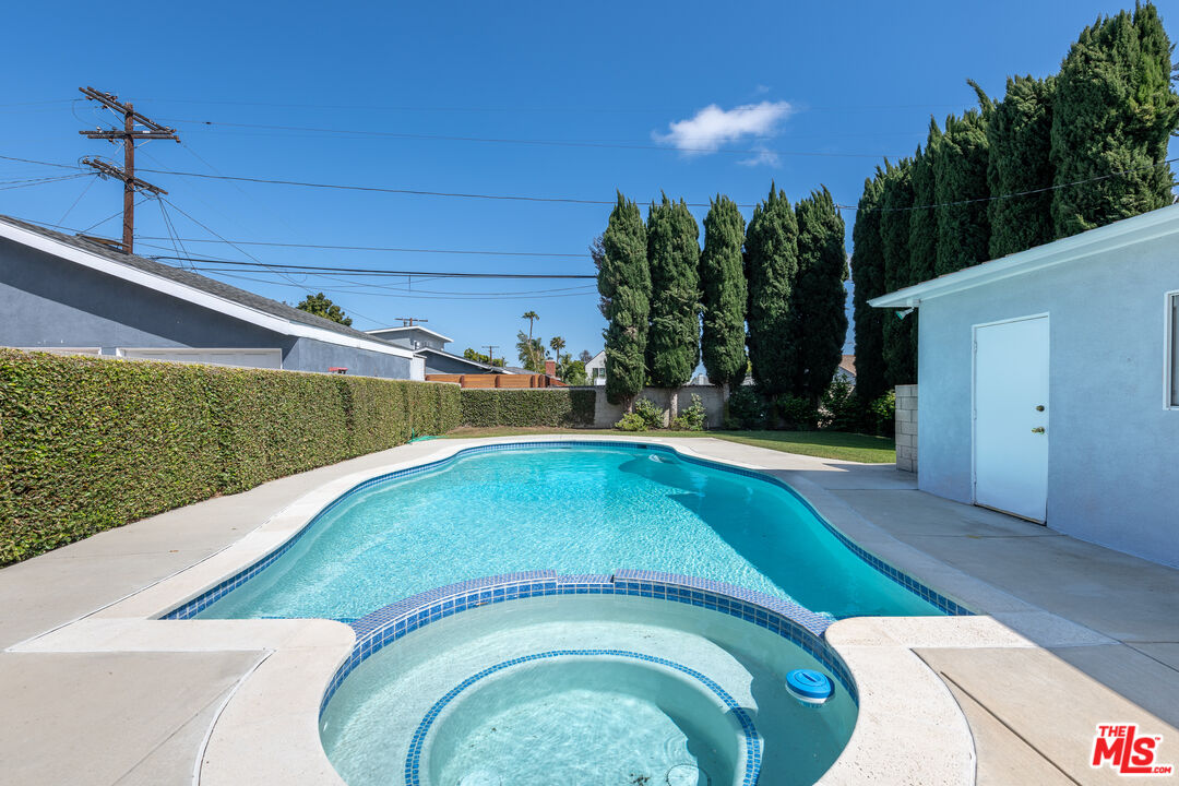 2918 CASTLE HEIGHTS AVE