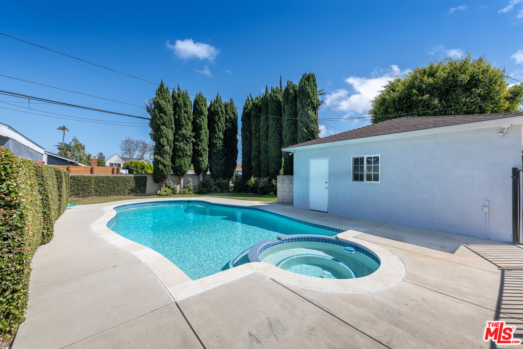 2918 CASTLE HEIGHTS AVE