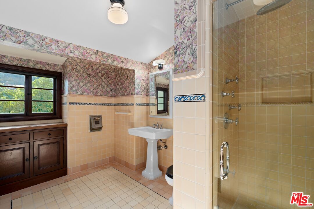 2188 Ponet Dr