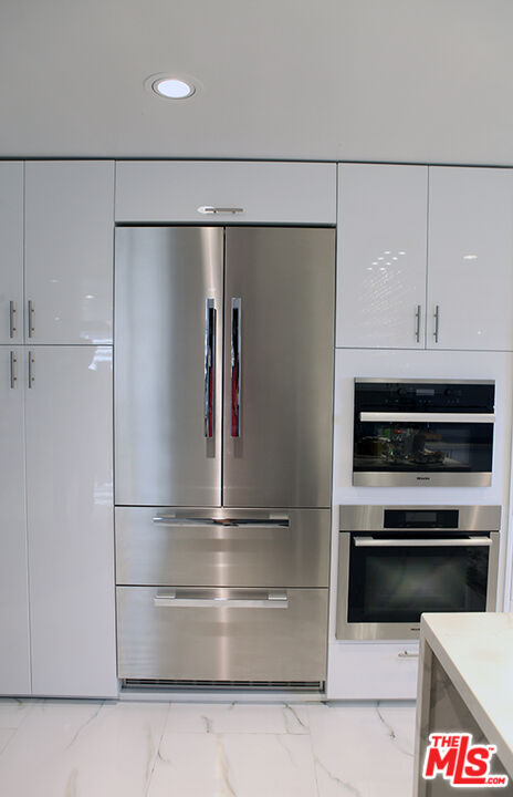 10550 Wilshire Blvd Unit: 502