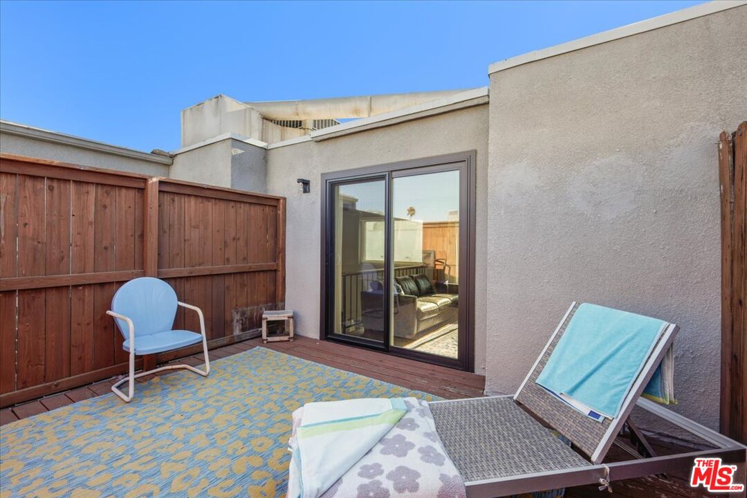 12938 Valleyheart Dr Unit: 11