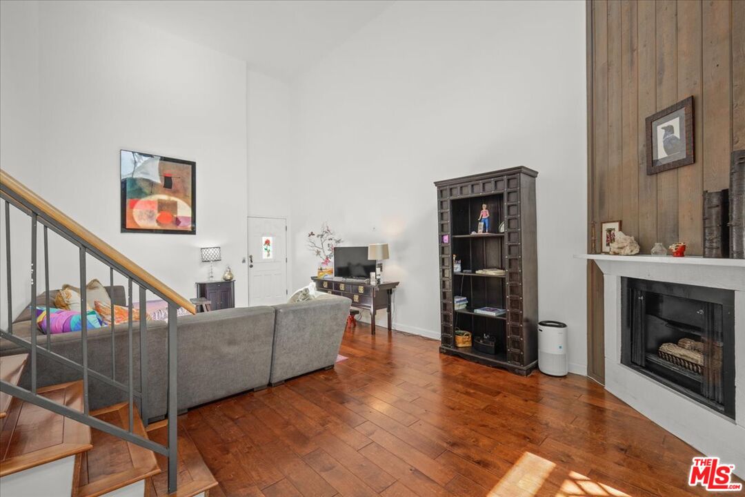 12938 Valleyheart Dr Unit: 11