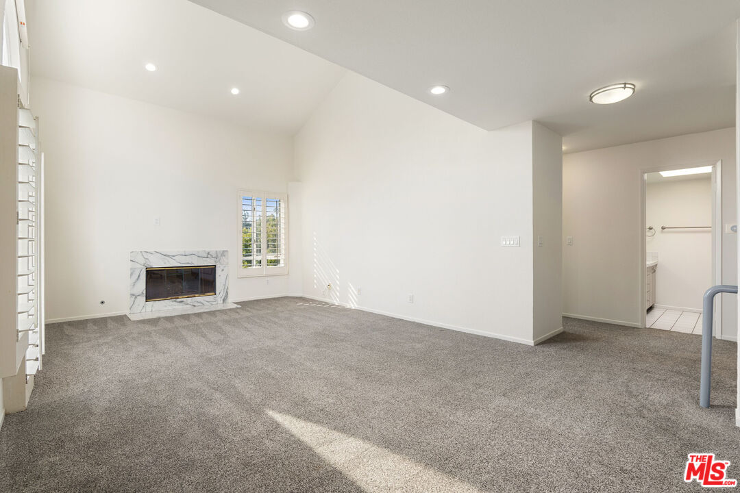 1010 California Ave Unit: 307