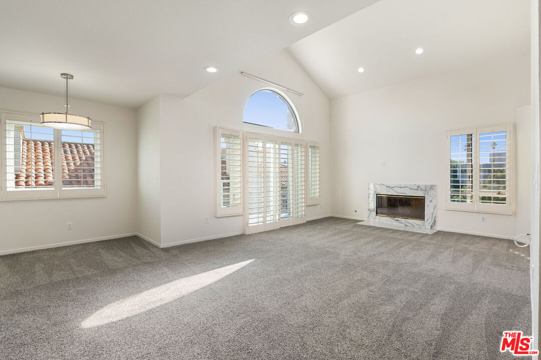 1010 California Ave Unit: 307