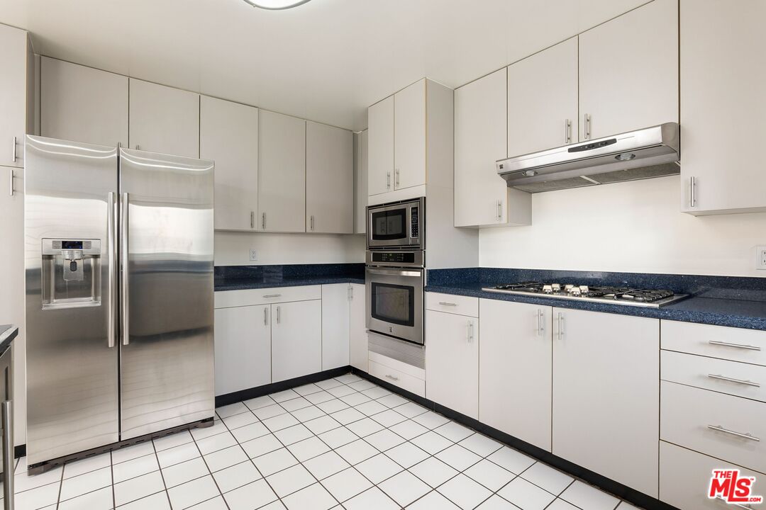 1010 California Ave Unit: 307