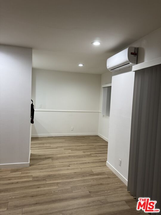 5400 Newcastle Ave Unit: 68