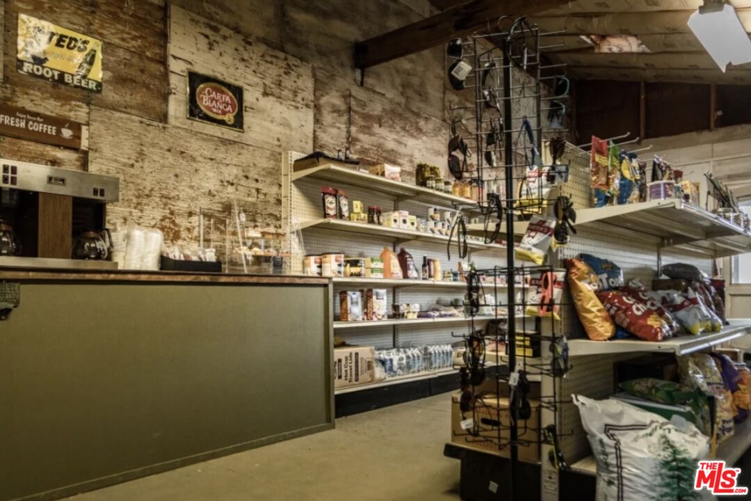 20288 Grey Mountain Rd