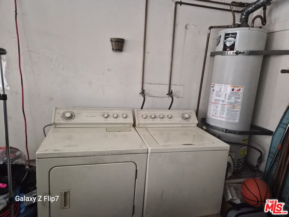 547 E Hazel St Unit: 13