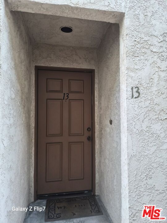 547 E Hazel St Unit: 13