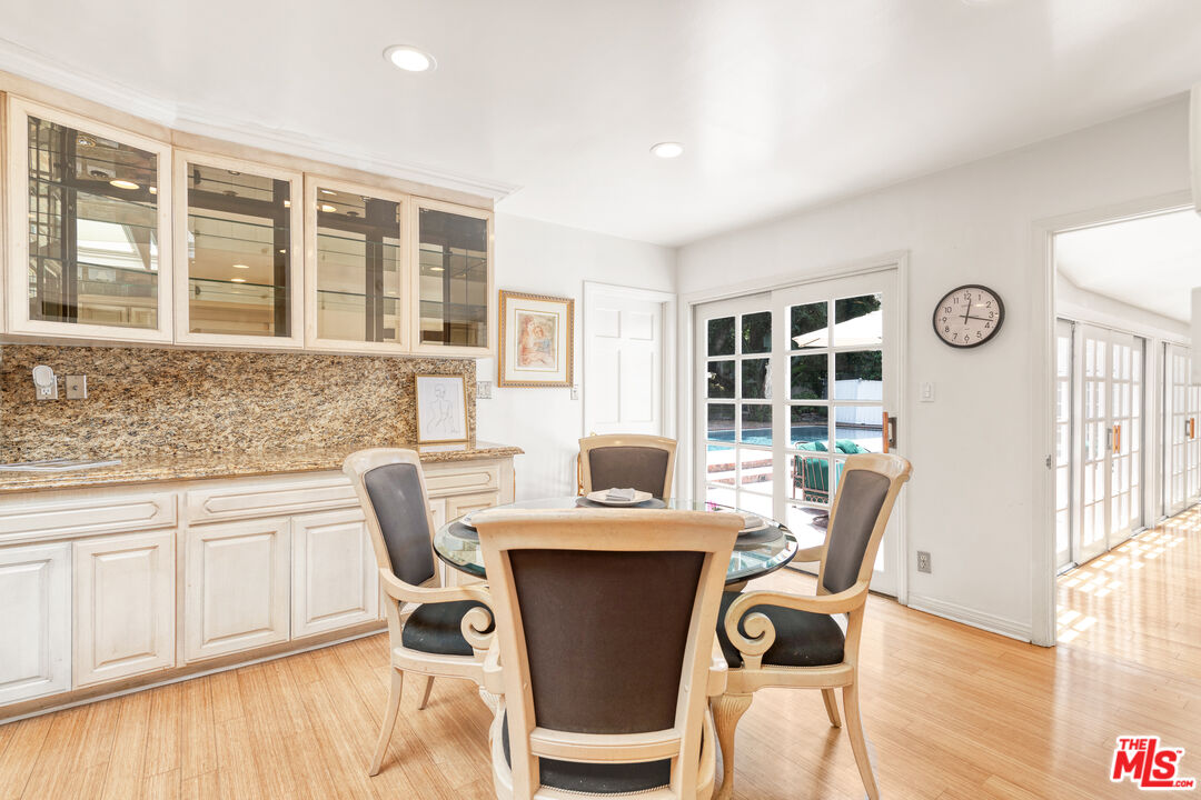 1148 COLDWATER CANYON DR