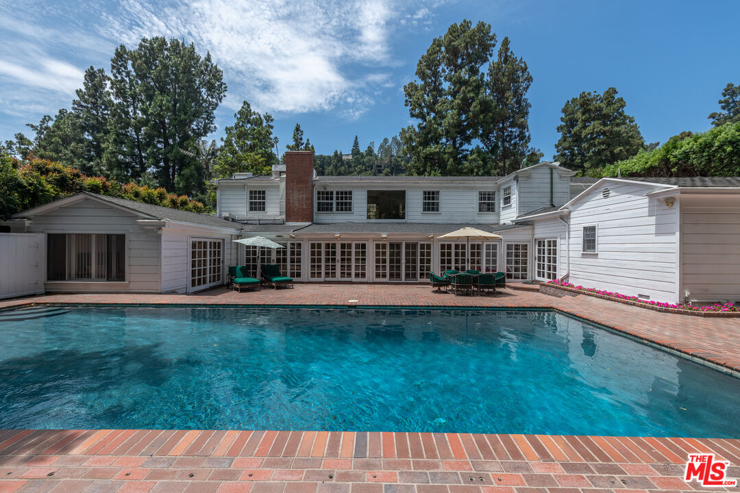 1148 COLDWATER CANYON DR