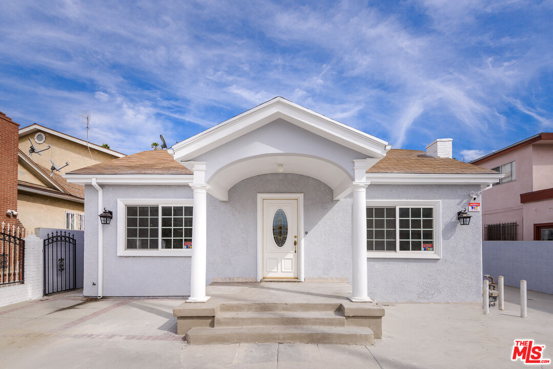 1522 N HARVARD Unit: 4