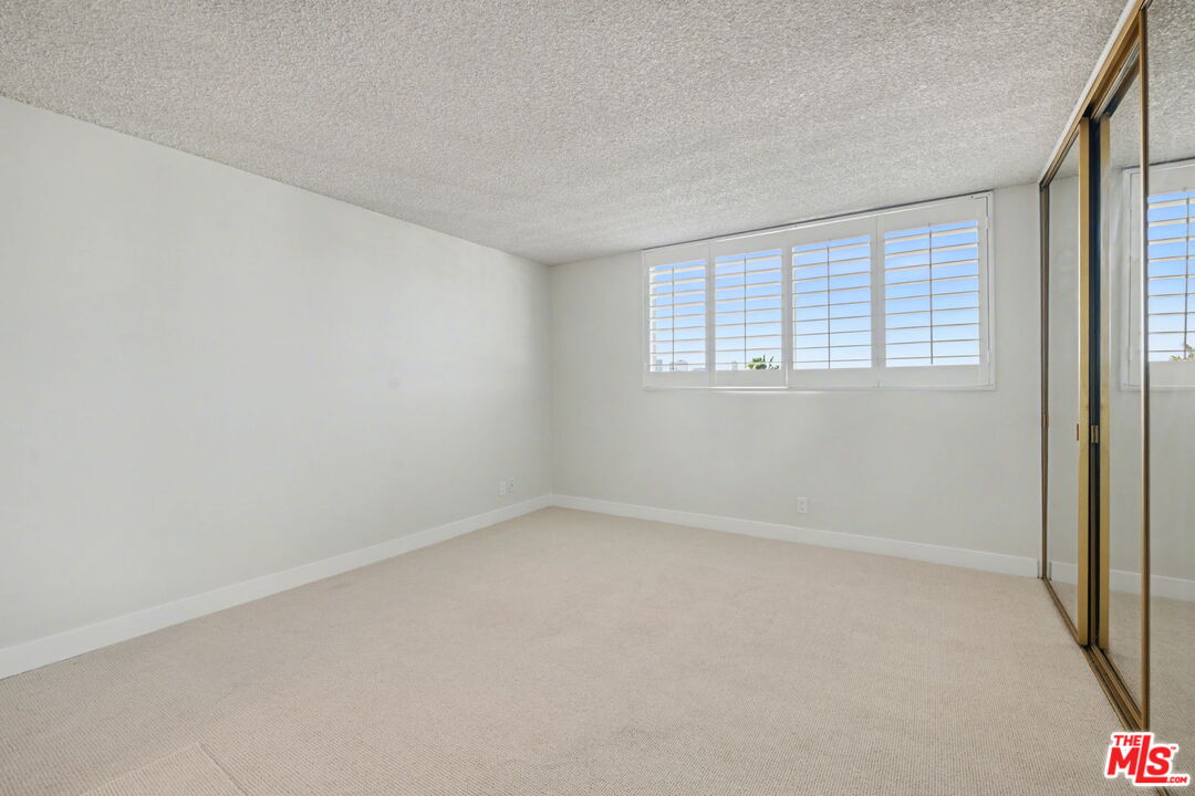 100 S Doheny Dr Unit: 822