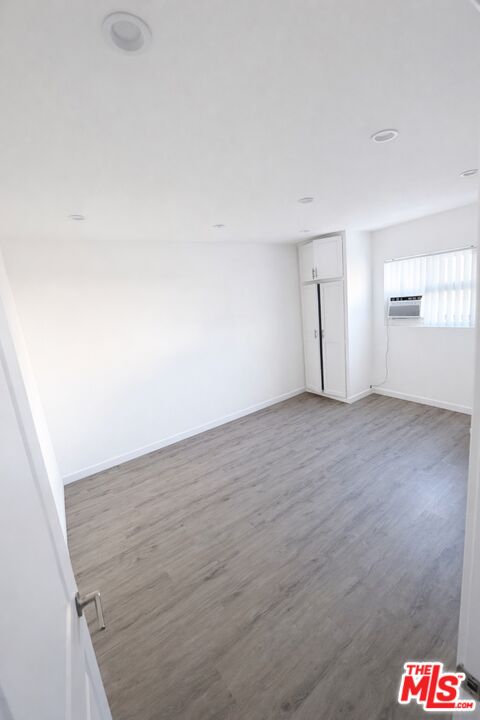 924 N Curson Ave Unit: 3