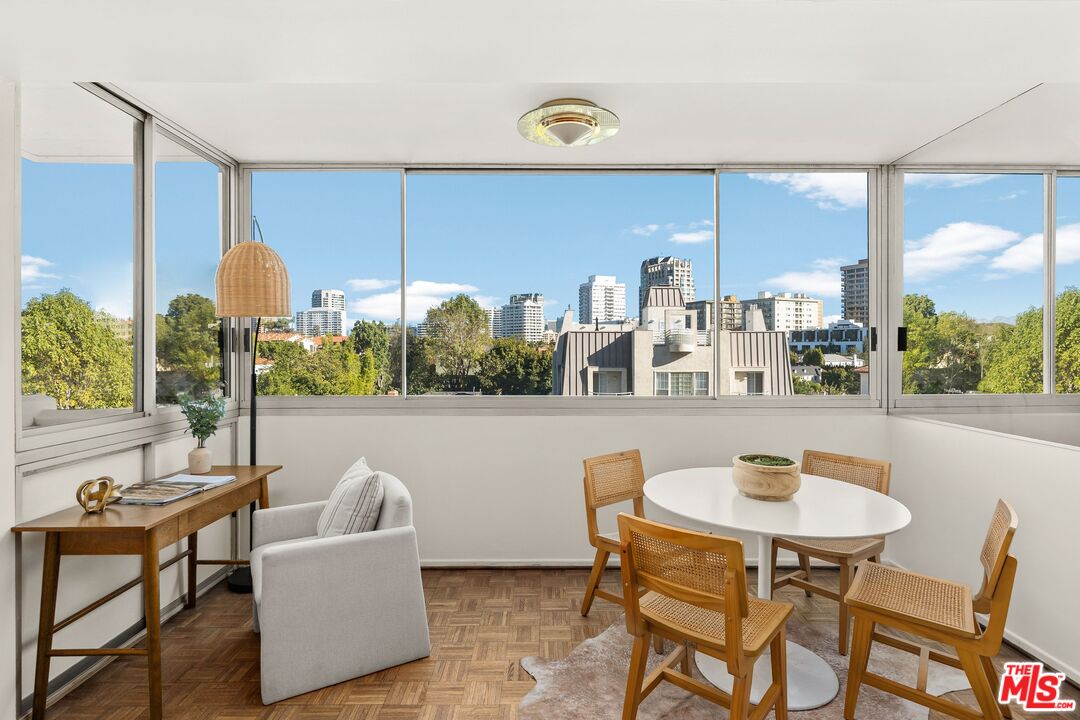 969 Hilgard Ave Unit: 603