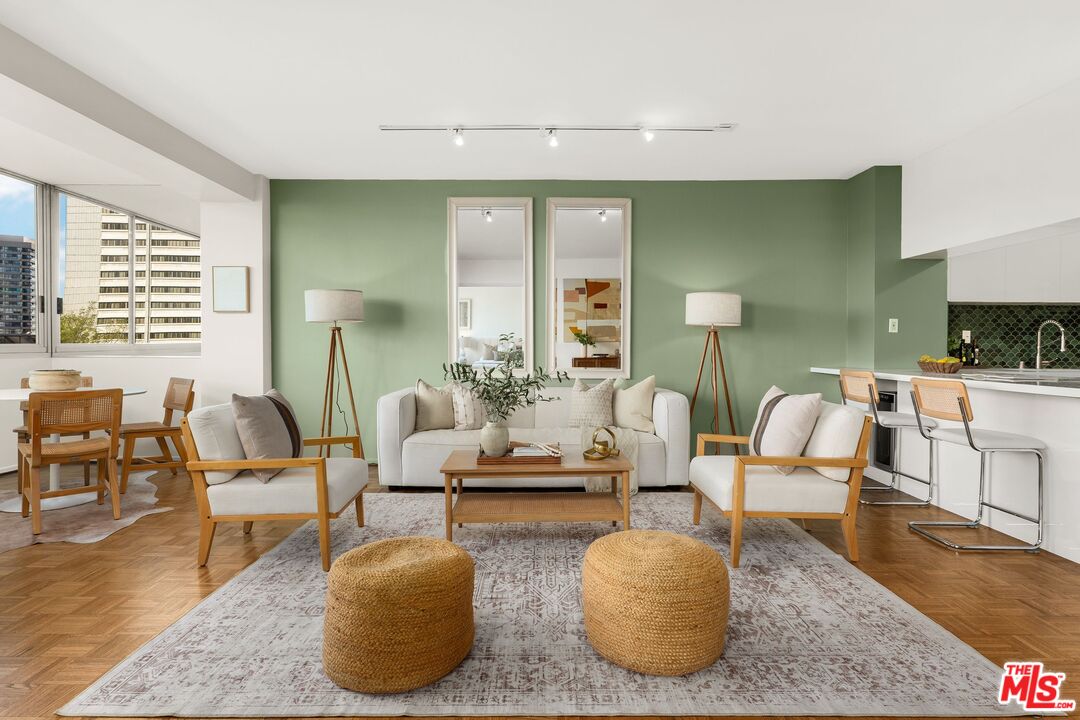 969 Hilgard Ave Unit: 603