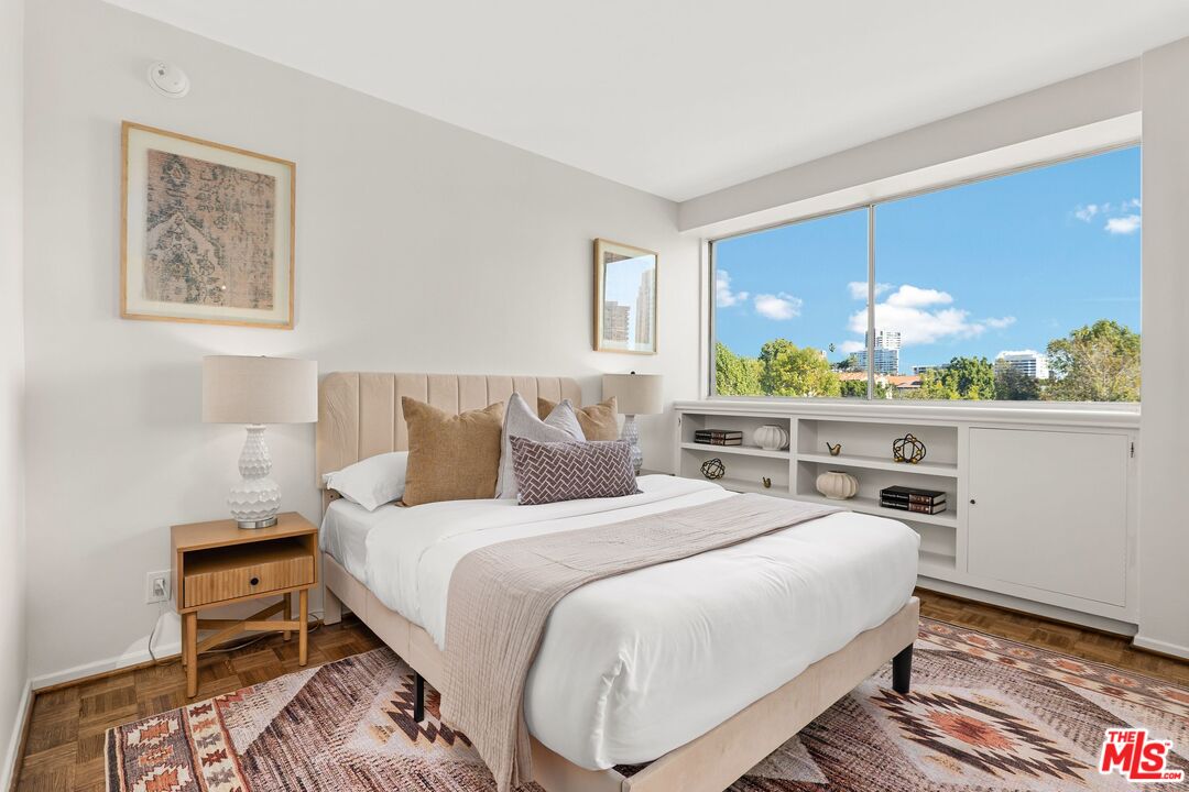 969 Hilgard Ave Unit: 603