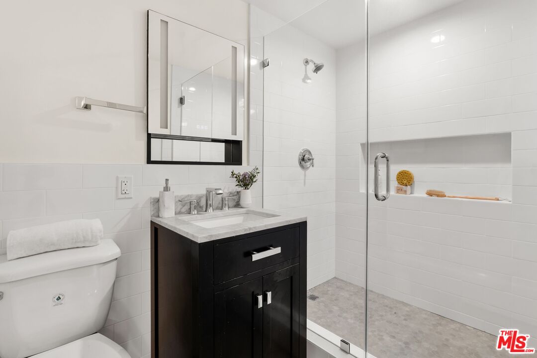 969 Hilgard Ave Unit: 603