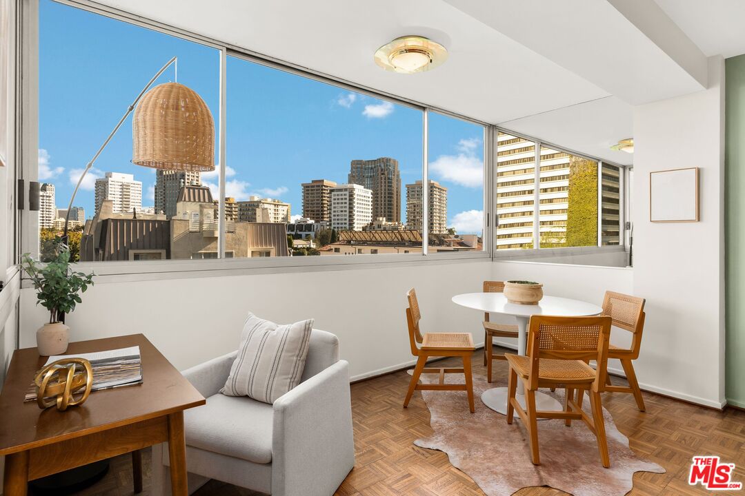 969 Hilgard Ave Unit: 603