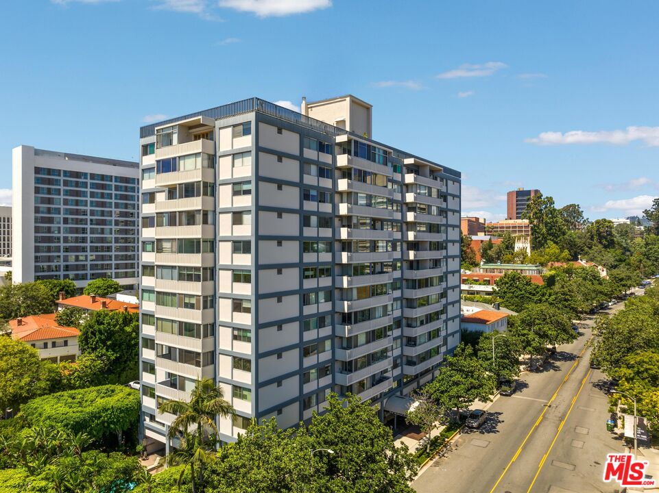 969 Hilgard Ave Unit: 603