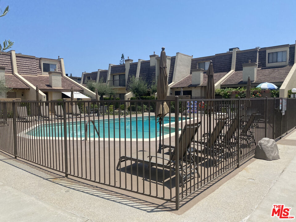 18417 Collins St Unit: A