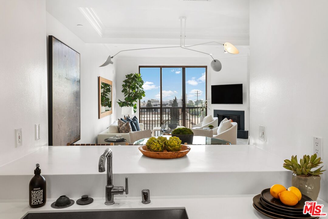 11847 Gorham Ave Unit: 406