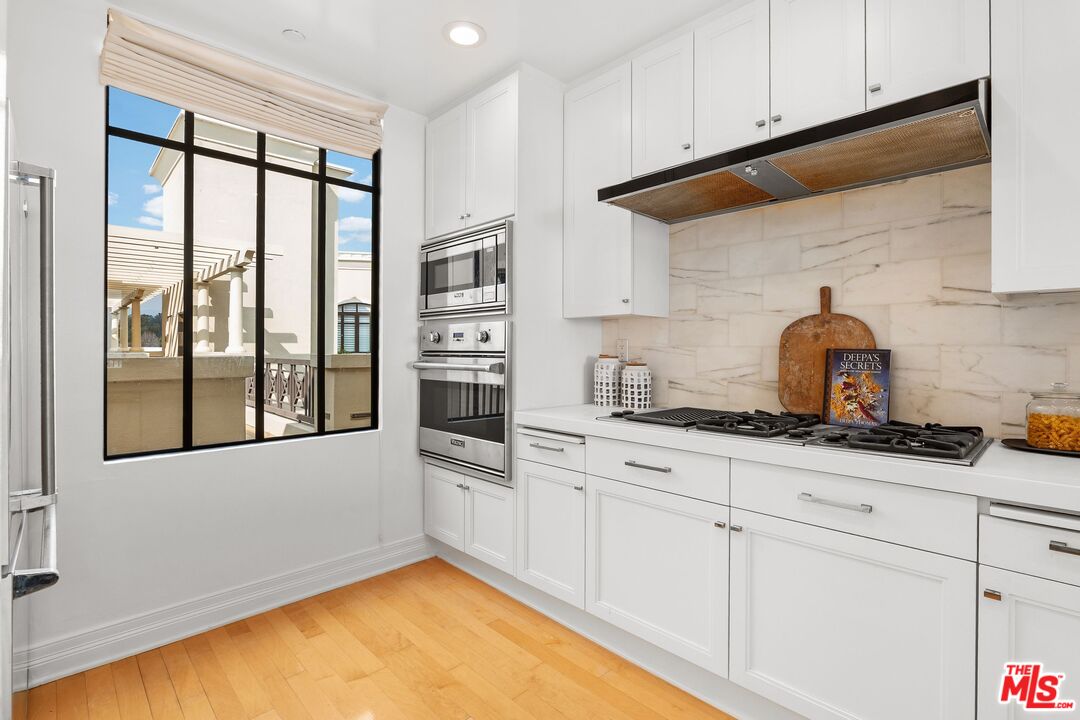 11847 Gorham Ave Unit: 406