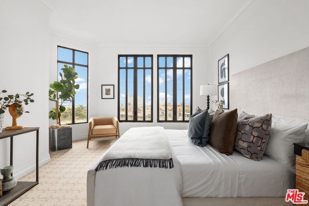 11847 Gorham Ave Unit: 406