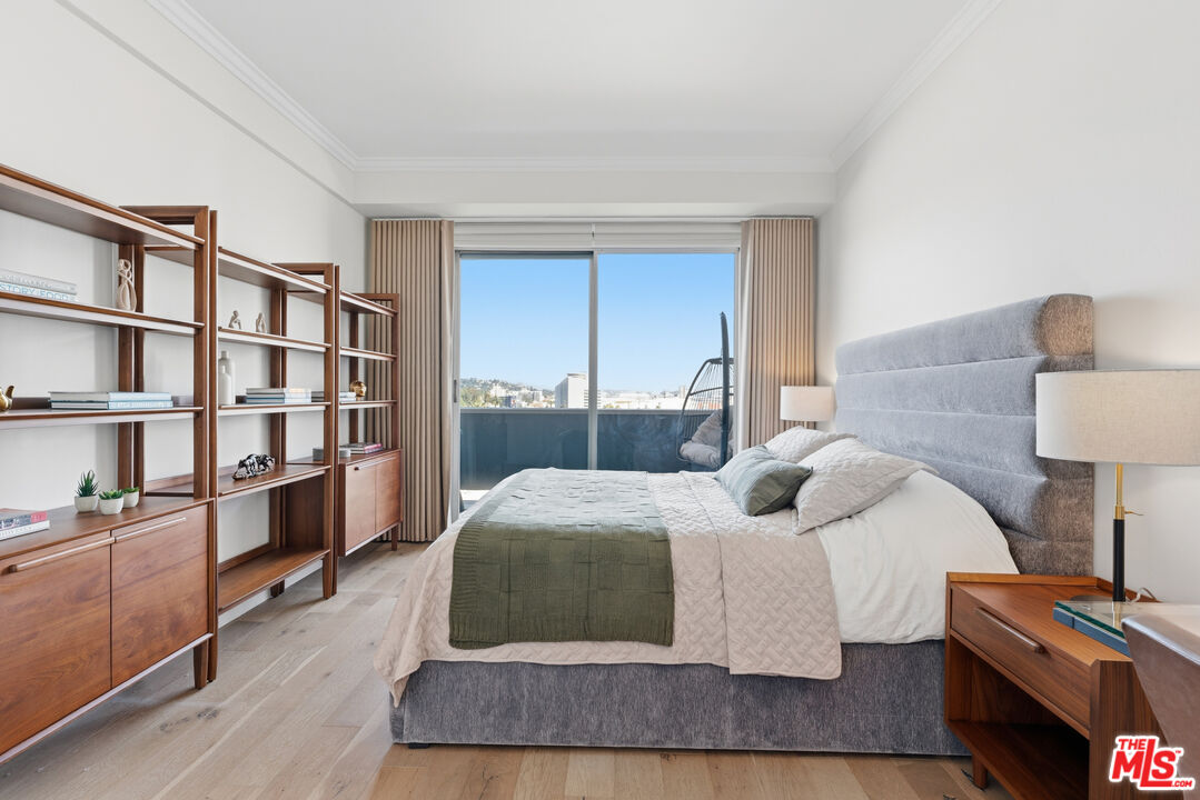 7250 Franklin Ave Unit: 615