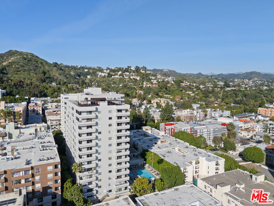 7250 Franklin Ave Unit: 615