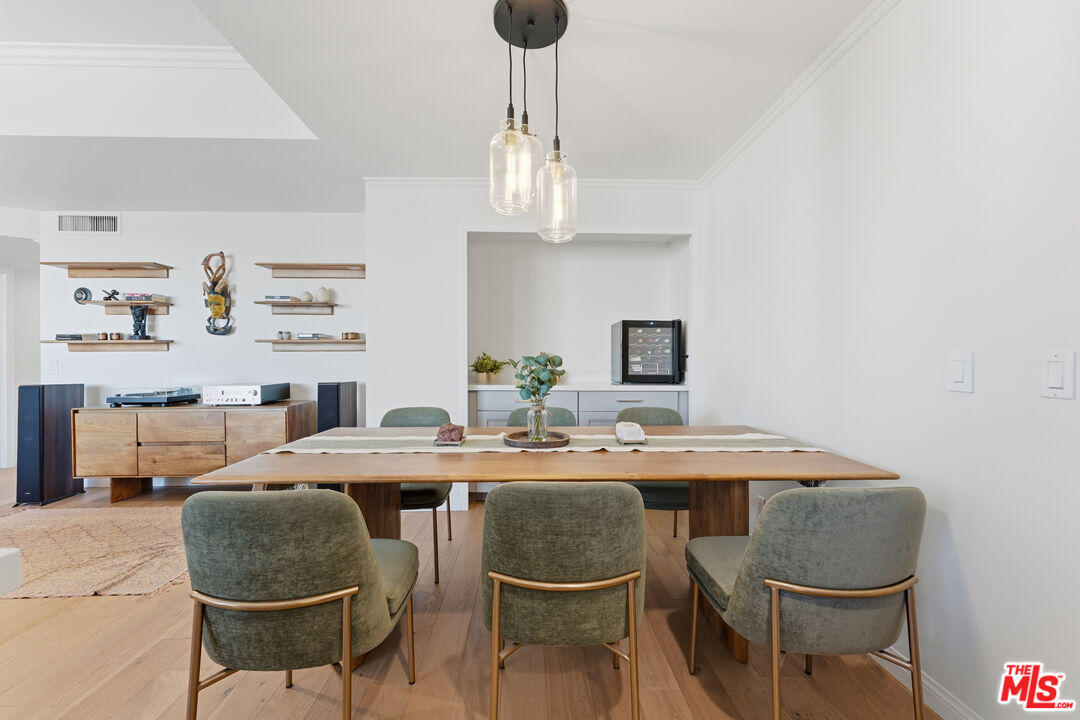 7250 Franklin Ave Unit: 615