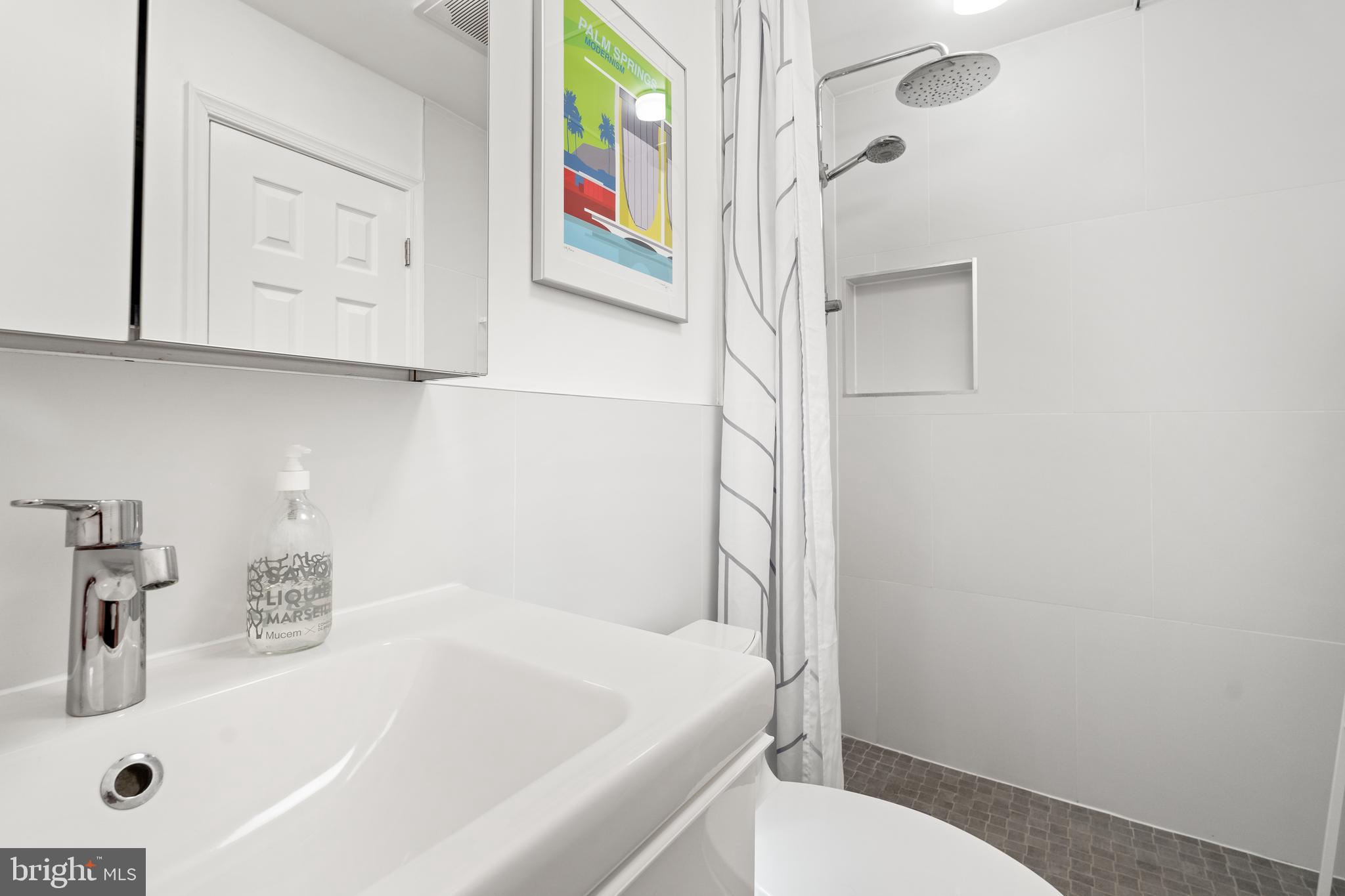 1810 California St NW #302