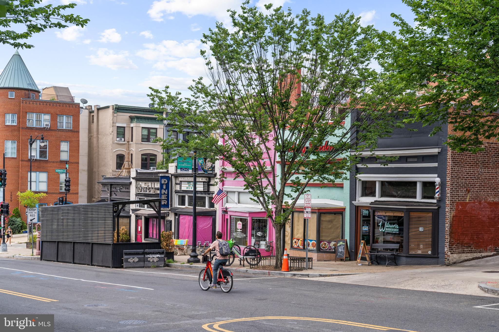 1810 California St NW #302