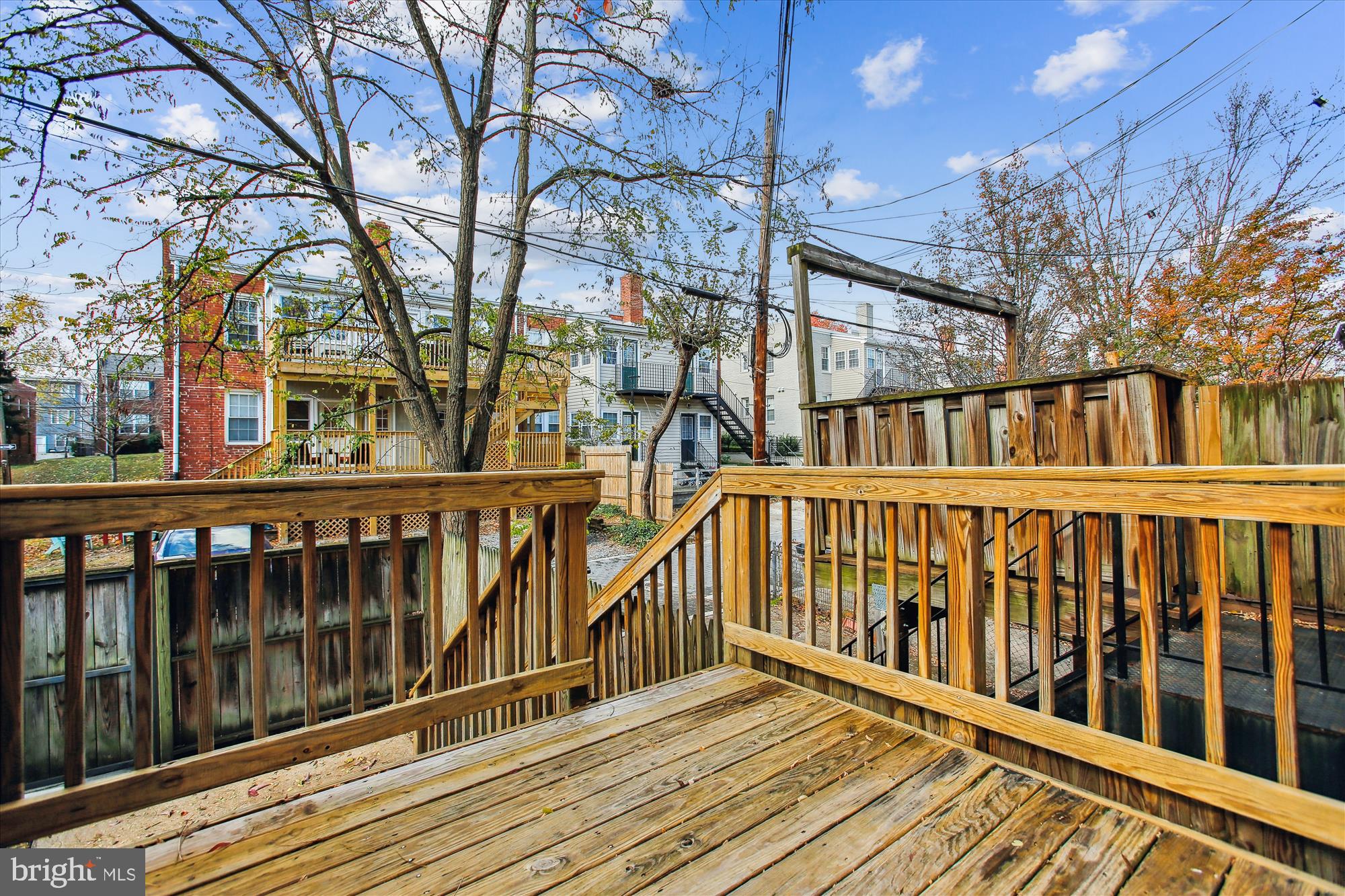 2210 39th Pl NW