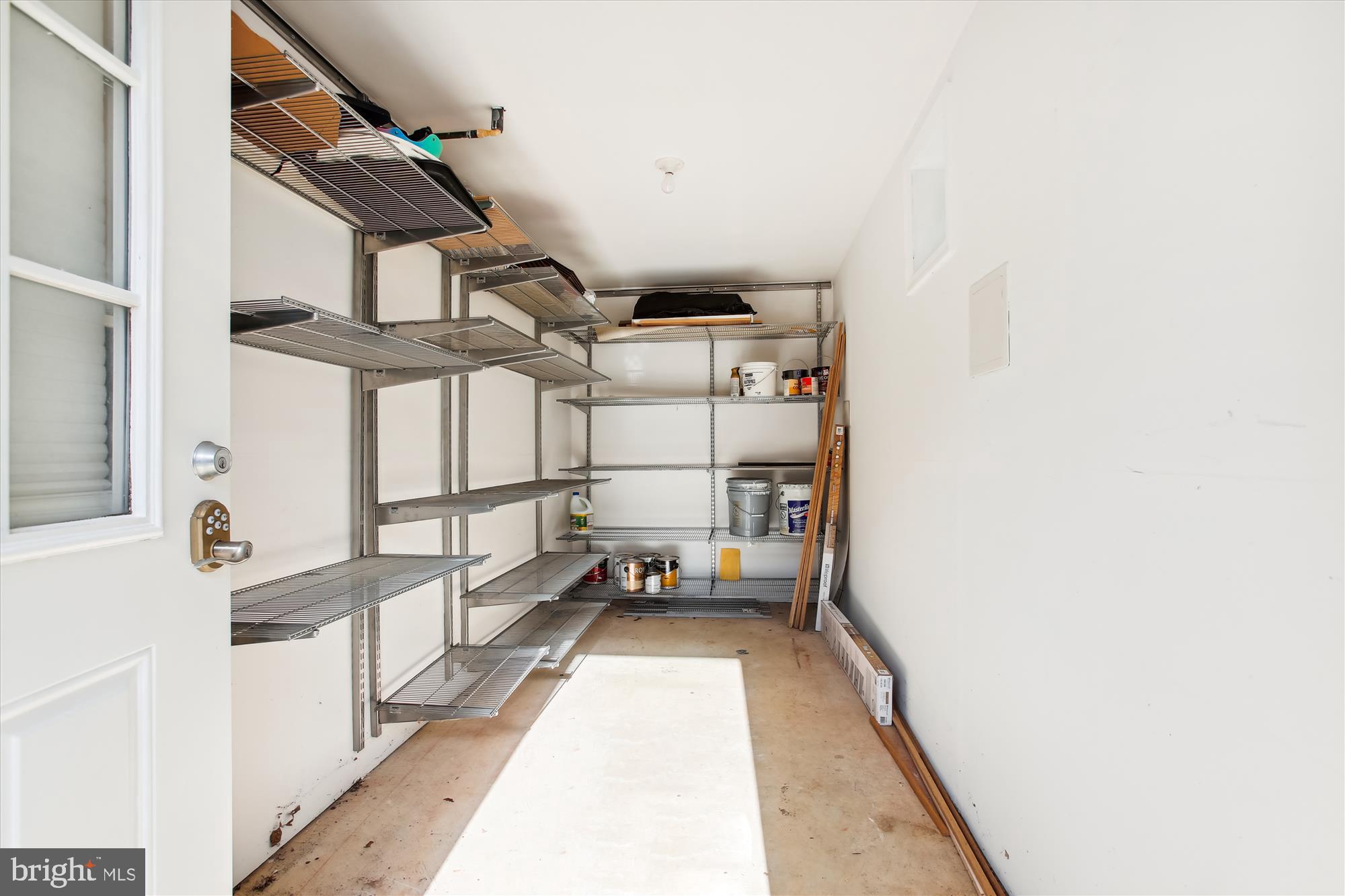 2210 39th Pl NW