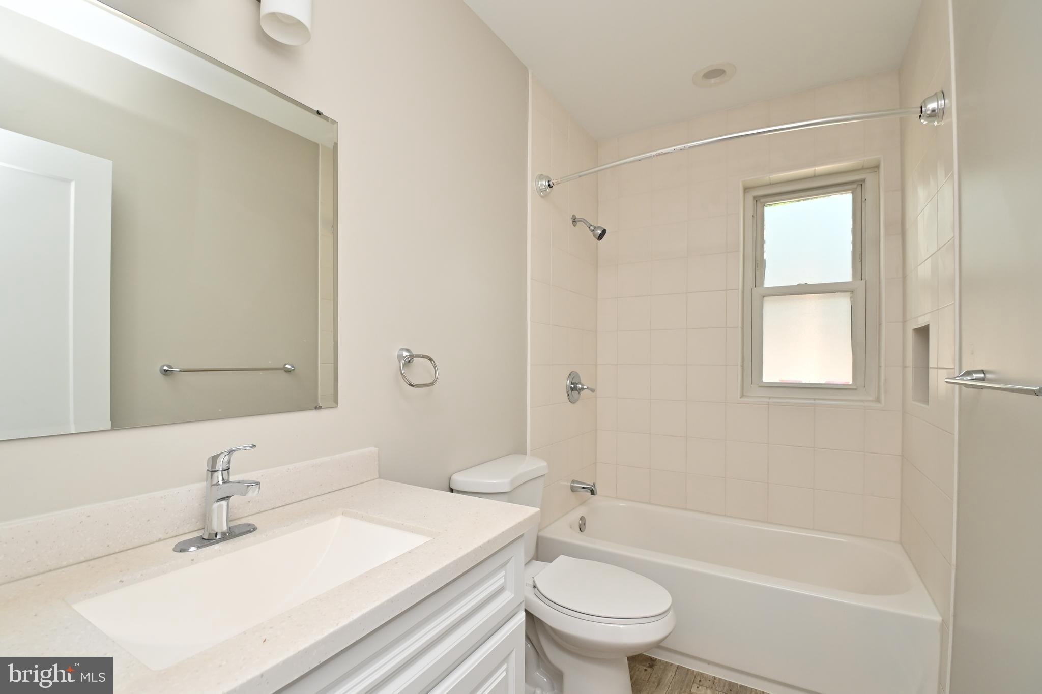 1103 MORSE STREET NE