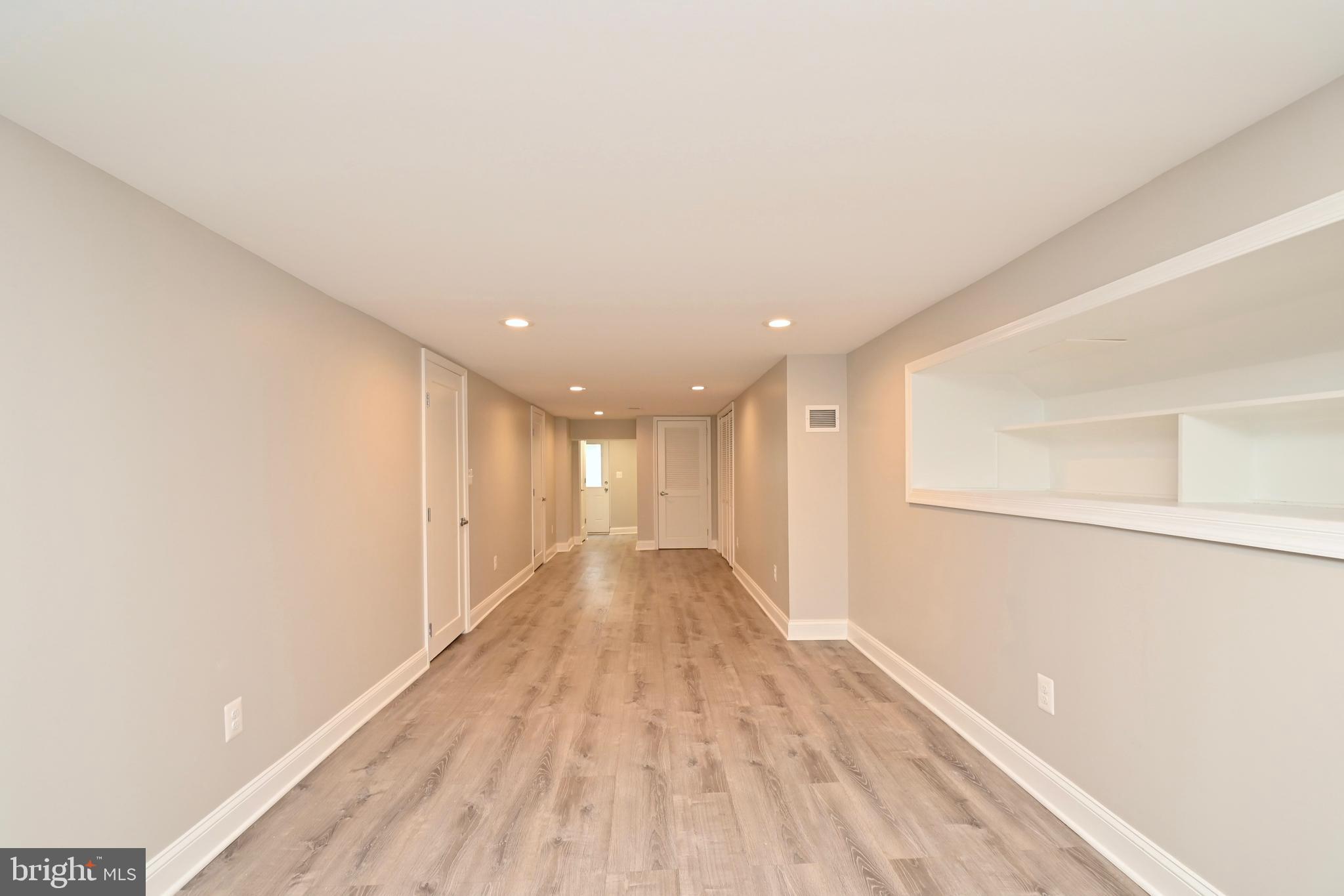 1103 MORSE STREET NE