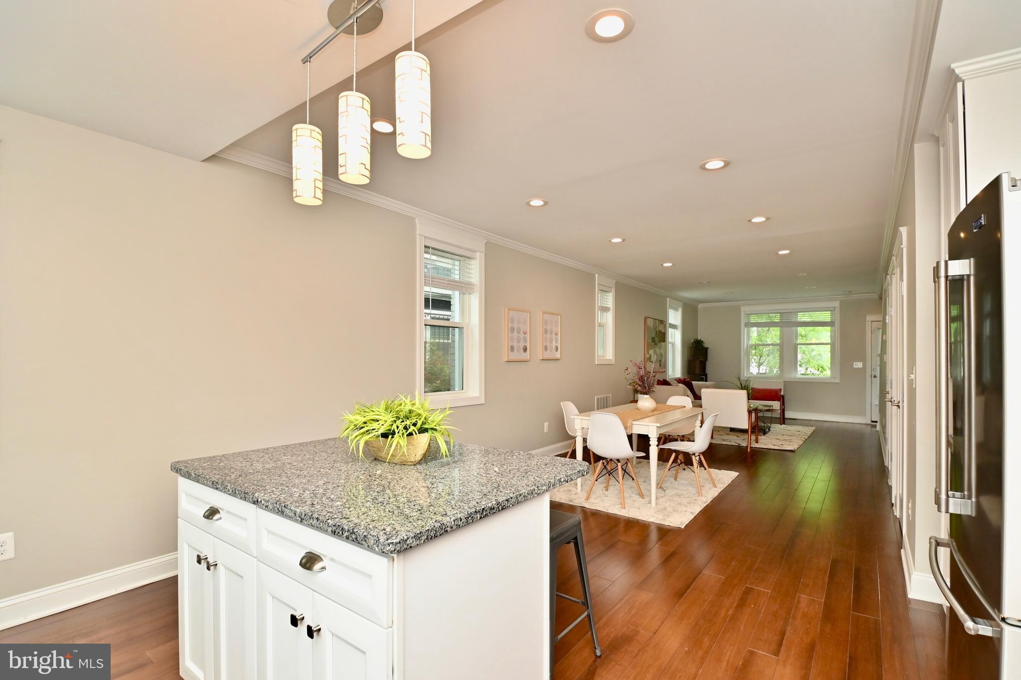 1103 MORSE STREET NE